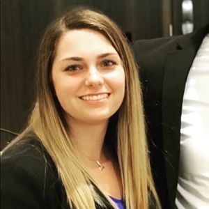 Meet your Posher, Danielle